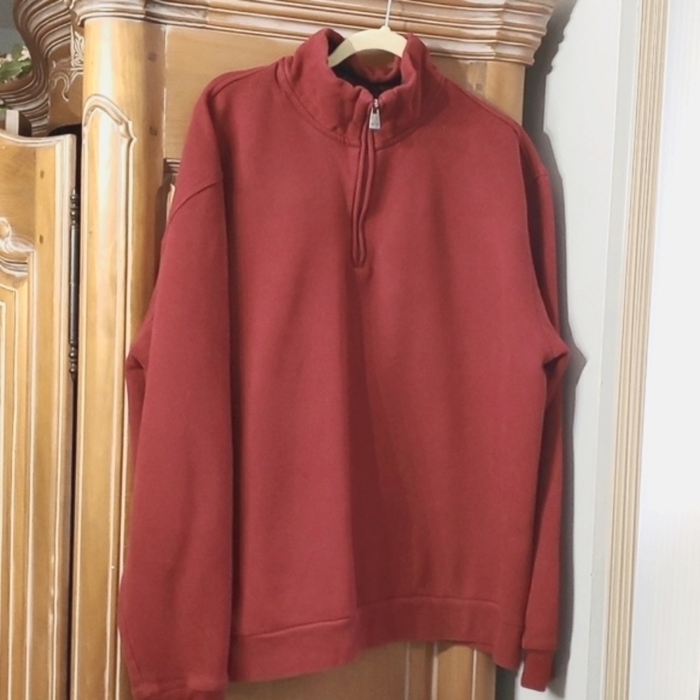 ARROW, Mens Henley sweatshirt. Dark red size 2XL. Good used condition.
